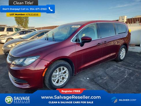 Used 2020 Chrysler Voyager LX image 1