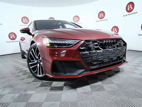 Used 2024 Audi A7 3.0T Premium Plus w/ Premium Plus Package image 2