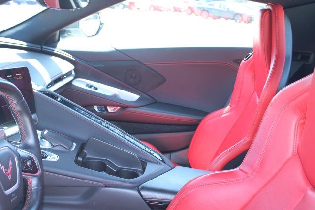 Used 2021 Chevrolet Corvette Stingray Convertible w/ 1LT RWD image 32