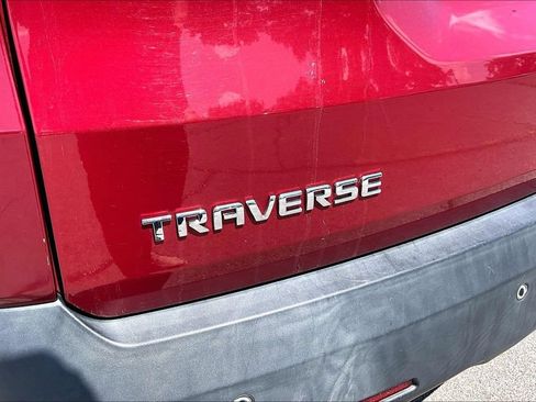 Used 2018 Chevrolet Traverse LT FWD image 23