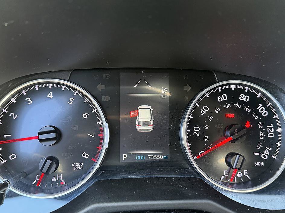 Certified 2021 Toyota RAV4 XLE w/ Convenience Package FWD image 16
