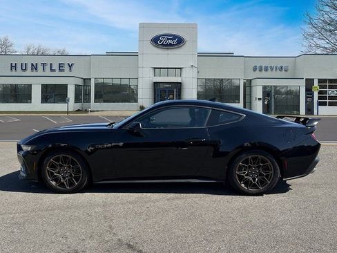 Used 2024 Ford Mustang GT Premium w/ GT Performance Package image 7
