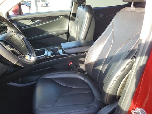 Used 2021 Lincoln Nautilus AWD image 24