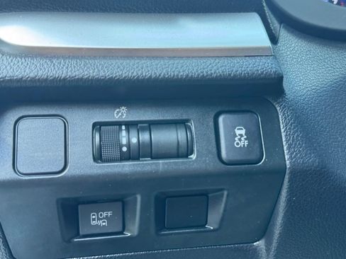 Used 2016 Subaru Crosstrek Hybrid AWD/4WD image 26