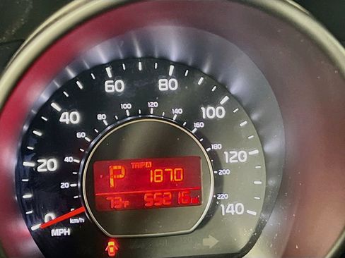Used 2019 Kia Soul w/ Convenience Package FWD image 11