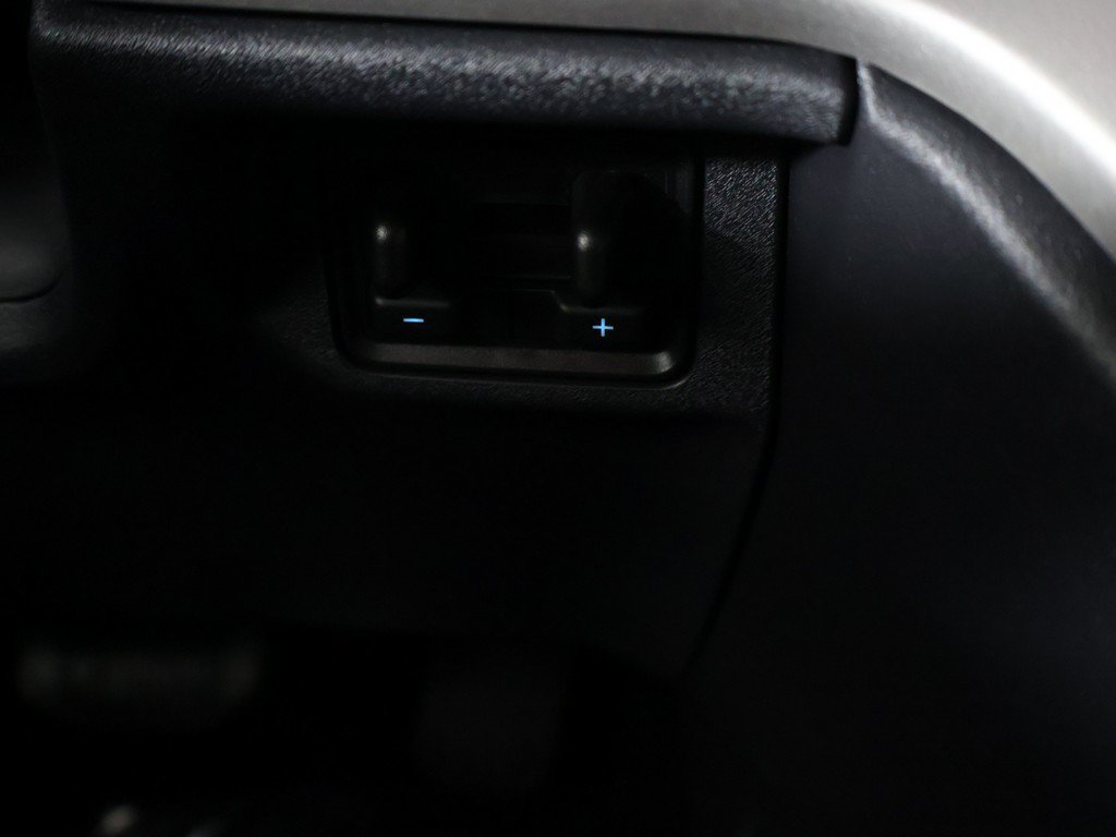 Used 2025 Ford Expedition Max Active AWD/4WD image 42