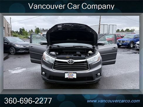 Used 2015 Toyota Highlander XLE AWD/4WD image 36