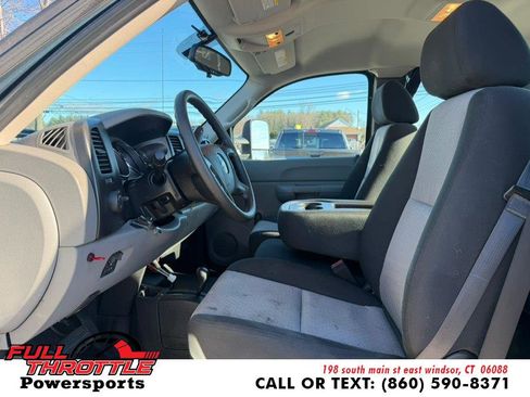 Used 2009 Chevrolet Silverado 2500 W/T w/ Snow Plow Prep Package image 19