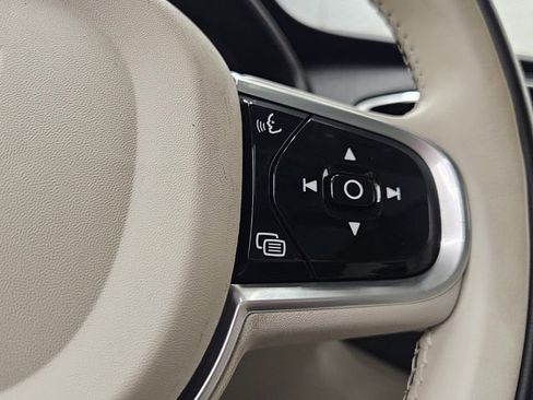 Used 2023 Volvo XC90 T8 Plus w/ Protection Package Premier image 25