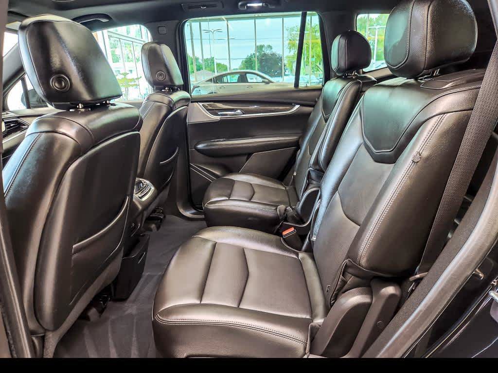 Used 2022 Cadillac XT6 Sport w/ Technology Package AWD/4WD image 13