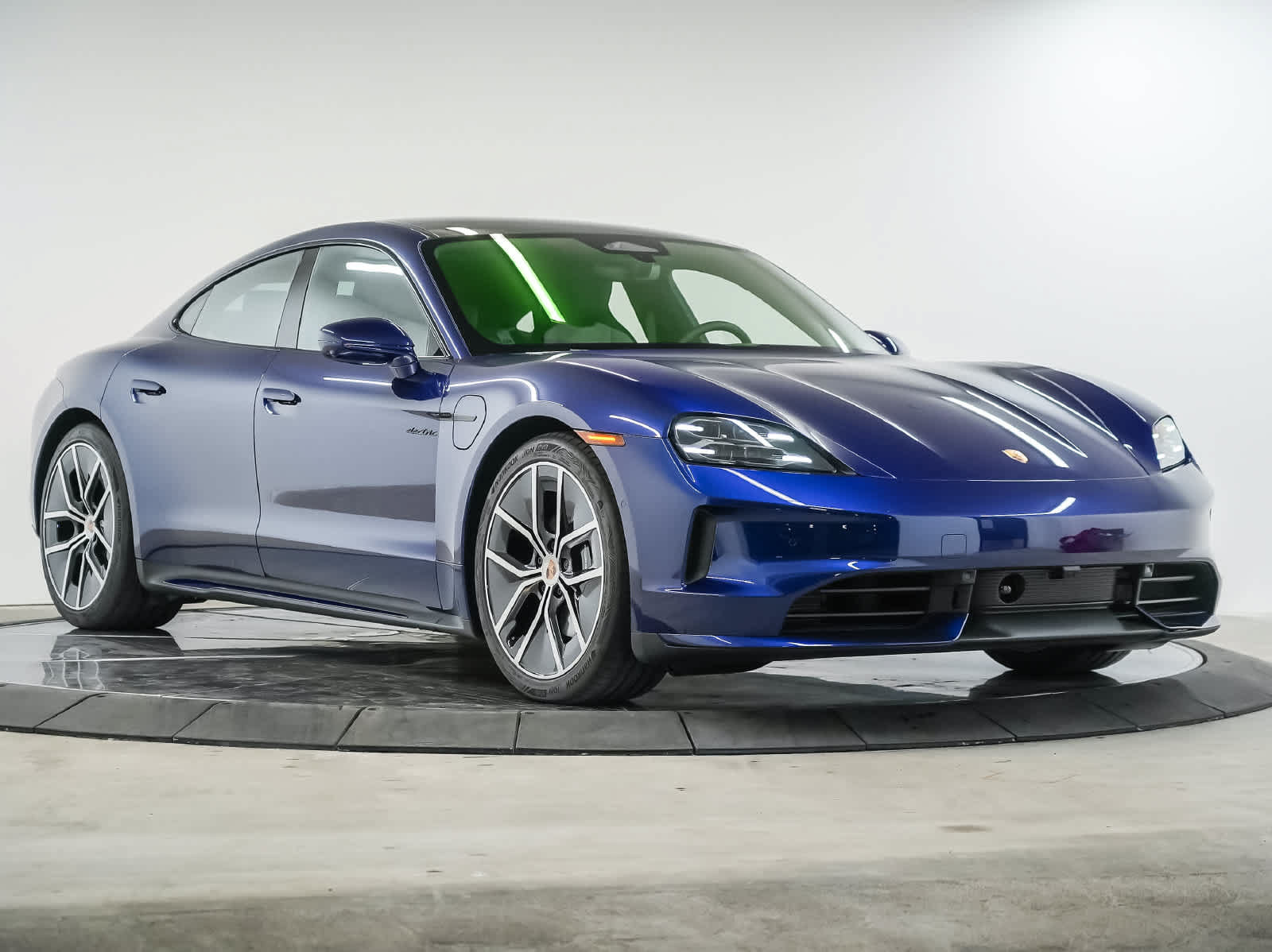 Certified 2026 Porsche Taycan RWD image 7