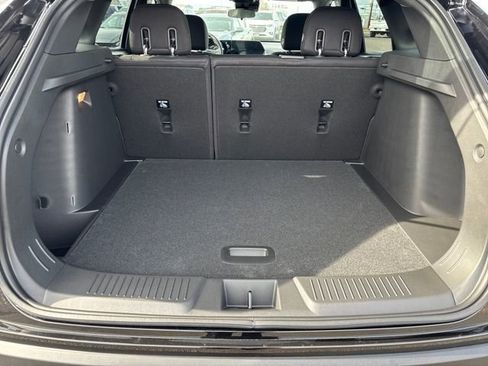 New 2026 Chevrolet Trax RS w/ Driver Confidence Package image 9