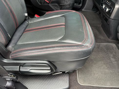 Used 2019 Ford Expedition Limited w/ Equipment Group 303A RWD image 24
