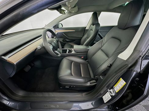 Used 2023 Tesla Model 3 Standard Range image 13