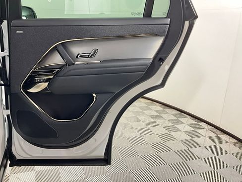 Certified 2025 Land Rover Range Rover Sport Dynamic SE image 23