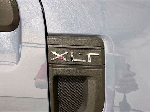 Used 2025 Ford Maverick XLT w/ Equipment Group 302A image 7