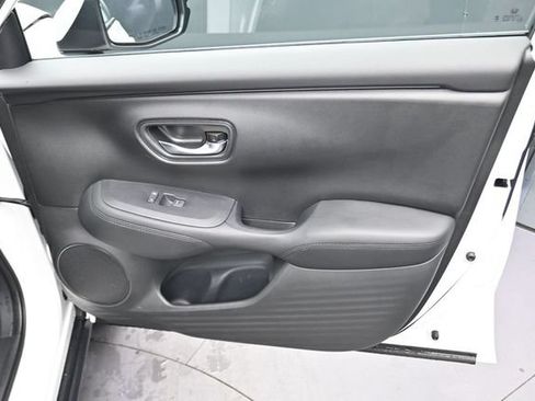 Used 2026 Honda HR-V LX image 21