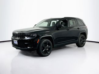 Used 2023 Jeep Grand Cherokee Altitude AWD/4WD video 1