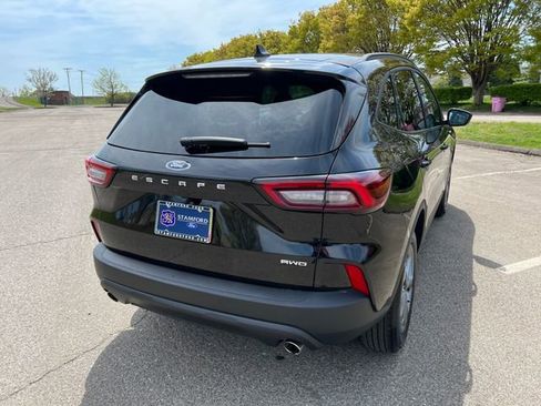 Used 2025 Ford Escape ST-Line Select AWD/4WD image 10
