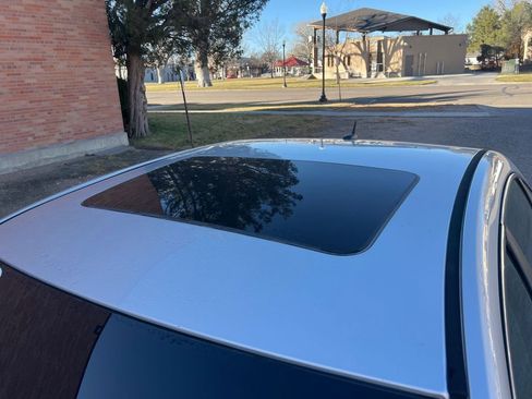 Used 2013 Chevrolet Impala LTZ image 10