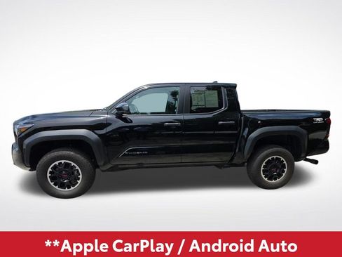 Used 2024 Toyota Tacoma TRD Off-Road AWD/4WD image 3