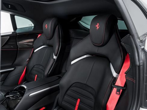 Used 2024 Ferrari Purosangue AWD/4WD image 27