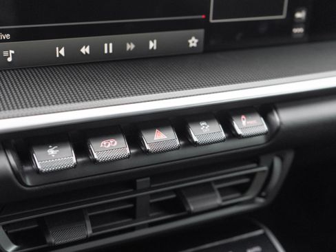 Used 2022 Porsche 911 Turbo S image 27