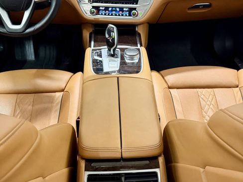 Used 2016 BMW 750i xDrive image 62