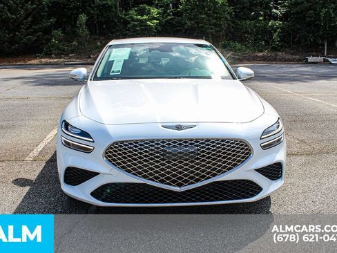 Used 2025 Genesis G70 2.5T RWD image 9