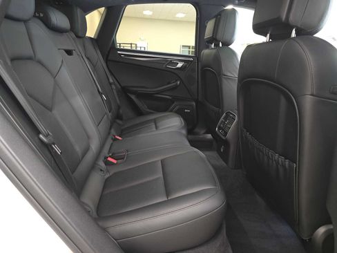 Used 2019 Porsche Macan S AWD/4WD image 26