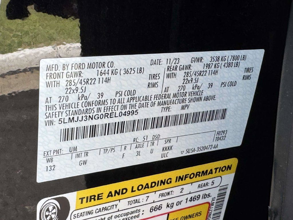 Used 2024 Lincoln Navigator L 4WD image 29