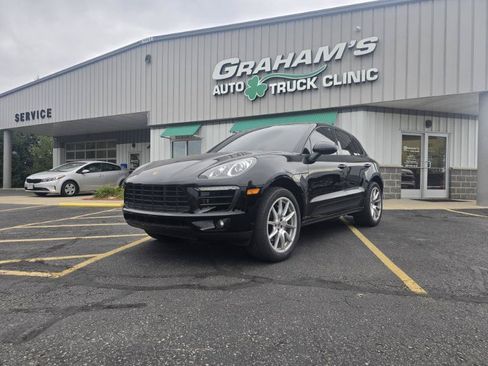 Used 2015 Porsche Macan S AWD/4WD image 2