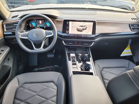 New 2026 Volkswagen Atlas SE FWD image 6