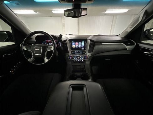 Used 2020 GMC Yukon SLE image 19