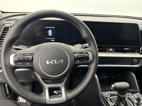 Used 2024 Kia Sportage EX AWD/4WD image 22