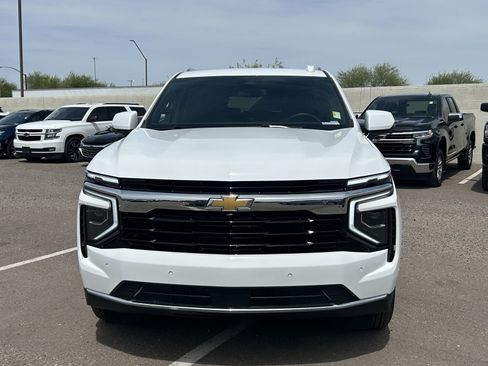 Used 2025 Chevrolet Tahoe LS RWD image 7