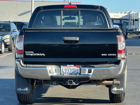 Used 2014 Toyota Tacoma 4x4 Double Cab image 8