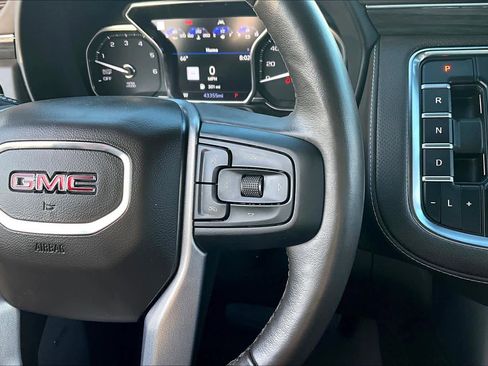 Used 2021 GMC Yukon SLT w/ SLT Premium Package image 25