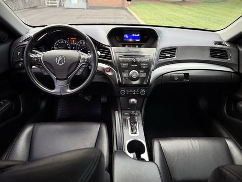 Used 2017 Acura ILX image 10