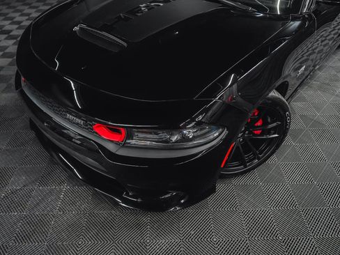 Used 2019 Dodge Charger Scat Pack w/ Daytona Edition Group image 3