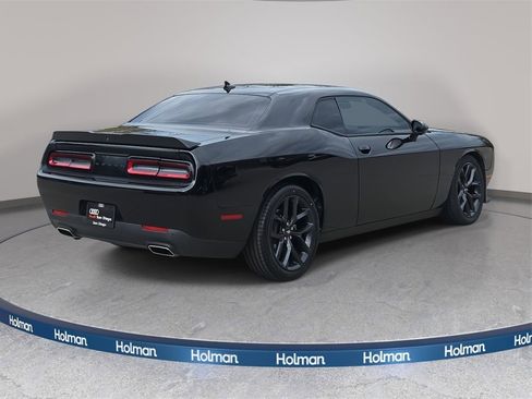 Used 2021 Dodge Challenger GT w/ Plus Package image 4