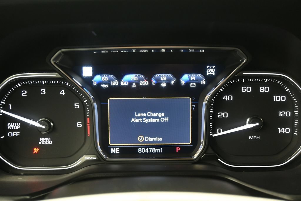Used 2021 GMC Yukon Denali w/ Denali Premium Package AWD/4WD image 13