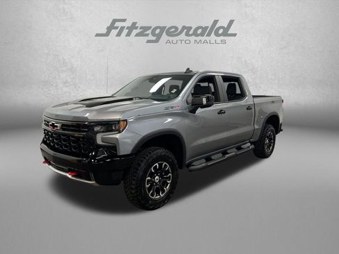 Used 2023 Chevrolet Silverado 1500 ZR2 w/ Technology Package AWD/4WD image 1