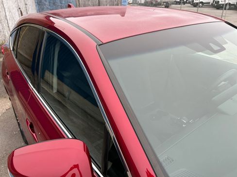 Used 2023 Toyota Venza LE image 28