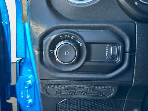 New 2025 Jeep Wrangler Sahara w/ Safety Group image 31