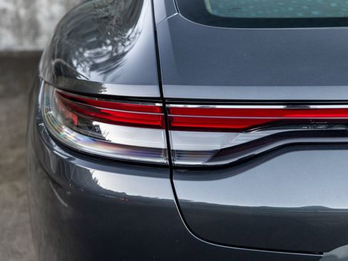 Certified 2023 Porsche Panamera image 18