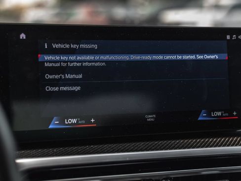 Used 2023 BMW M2 w/ Lighting Package RWD image 10