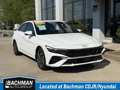 Certified 2025 Hyundai Elantra Limited