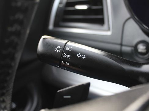 Used 2015 Subaru Legacy 2.5i Premium image 16