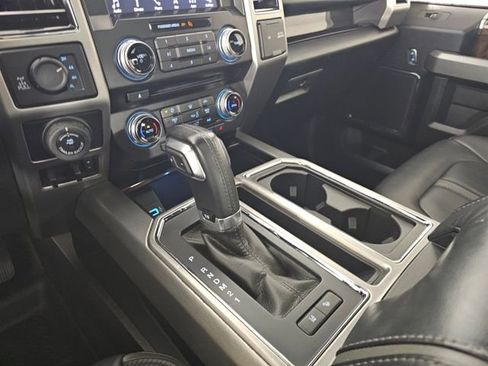 Used 2017 Ford F150 Platinum w/ Technology Package image 29